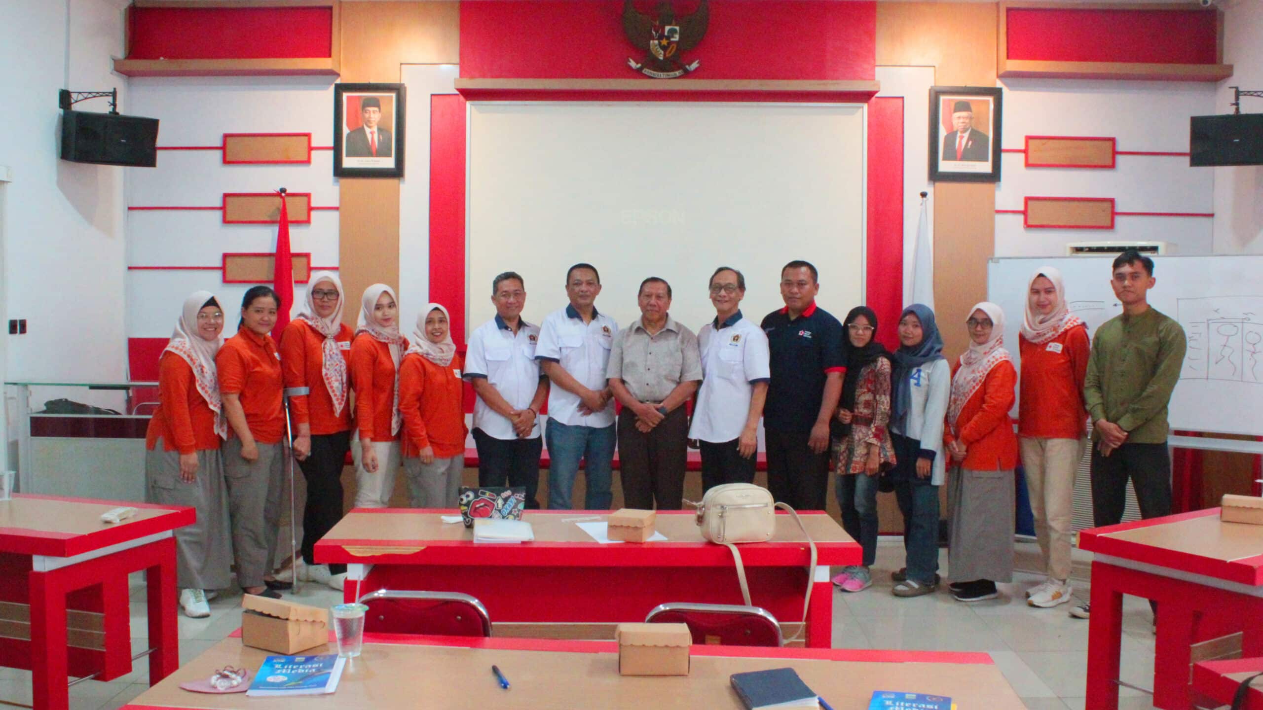 PMI Balige BANGUN TIM KIP